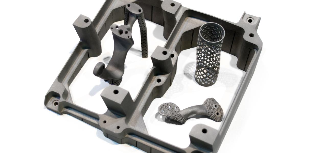 AM-manufactured part (Shutterstock.com)